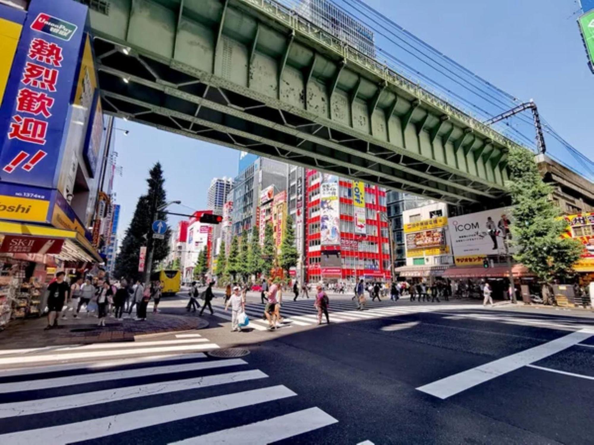 Apa Hotel Akihabara Ekihigashi Tokyo Exterior photo